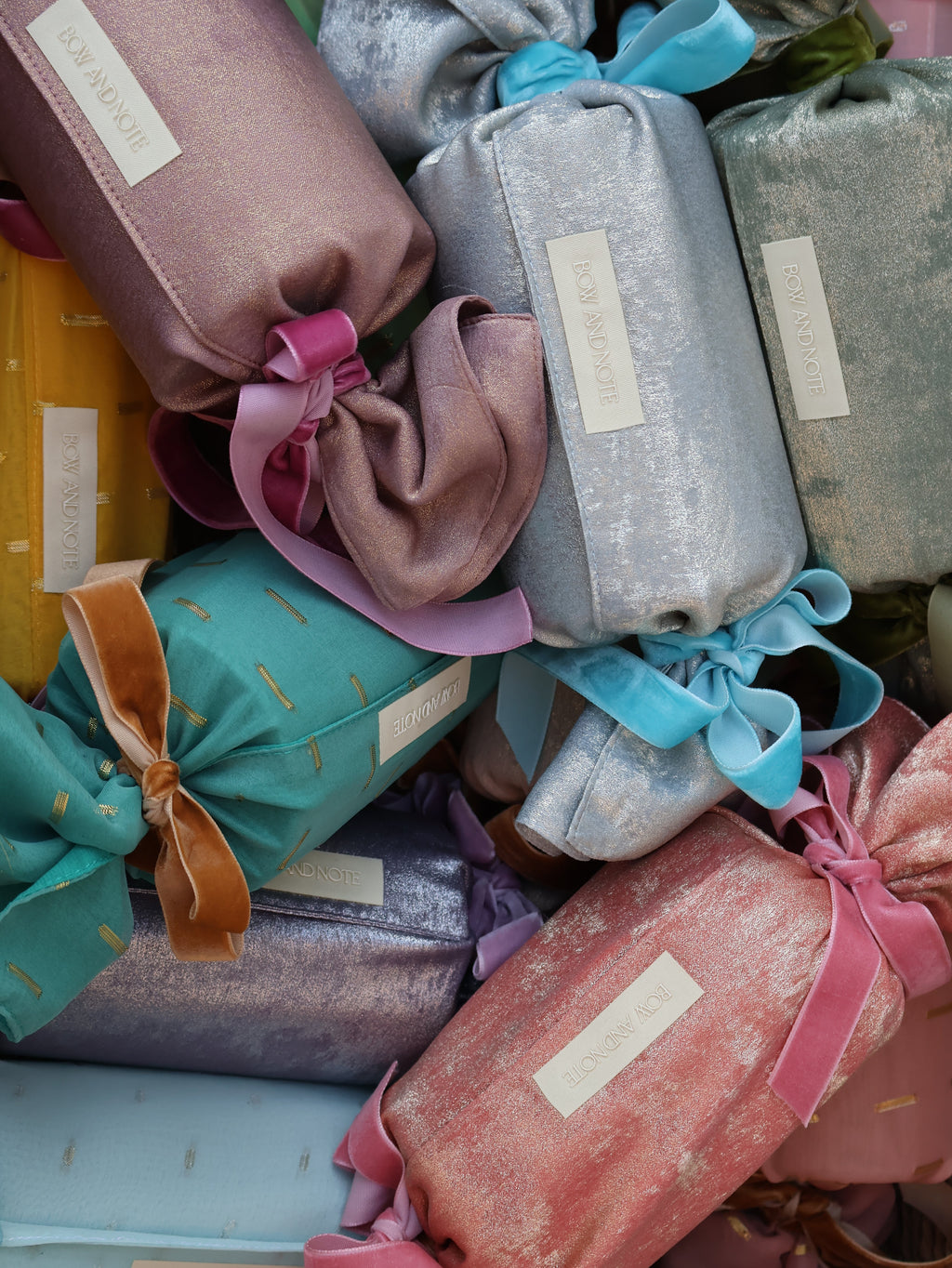 Garangao Keepsake Set · Six Pieces